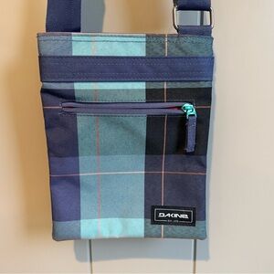 Dakine Jive Cross Body Shoulder Hand Bag Purse Blue Plaid New
